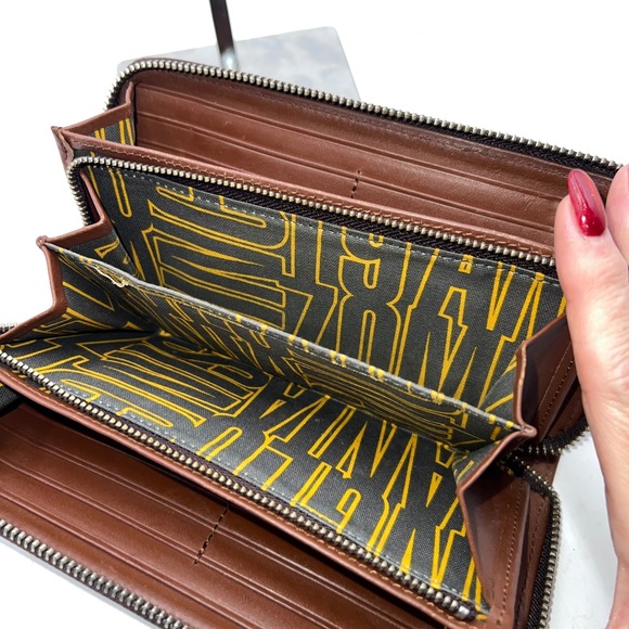 Vivienne Westwood Anglomania Brown Embossed Orb Logo Zip Around Wallet - Picture 6 of 10